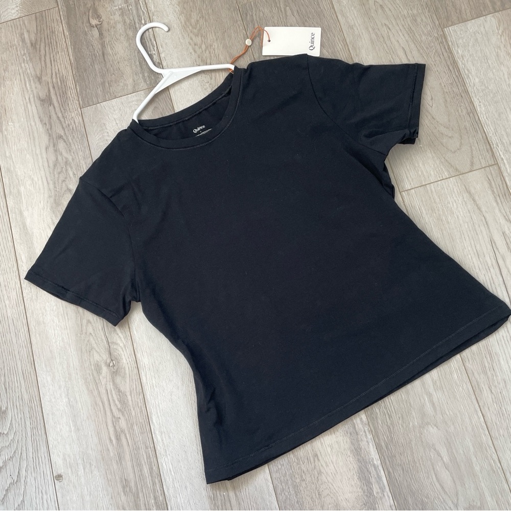 Quince Fitted Tshirt organic cotton stretch jersey crop womens Black (large)